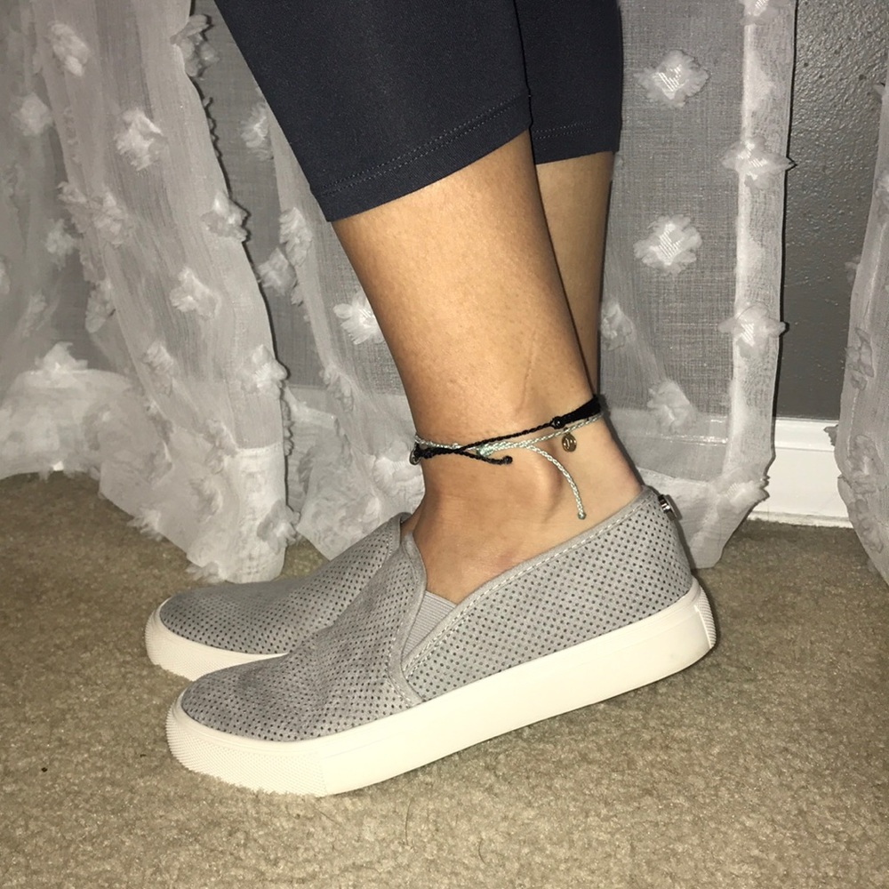 Steve Madden slip on shoes